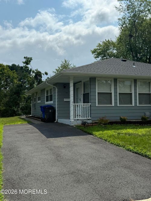 19 Niagara Dr, Toms River, NJ, 08753-1604 | Card Image