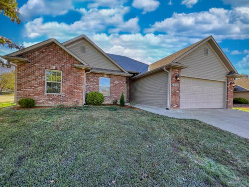 3300 Longfords Mill Dr, COLUMBIA, MO, 65203-9095 | Card Image