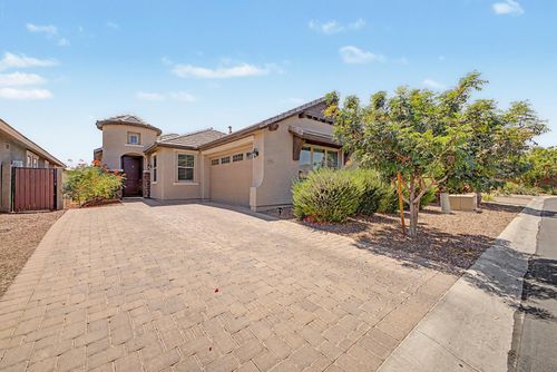19905 W Devonshire Ave, Litchfield Park, AZ, 85340-5612 | Card Image