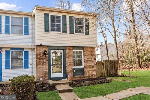 8462 Lazy Creek Ct, SPRINGFIELD, VA, 22153-3844 | Card Image