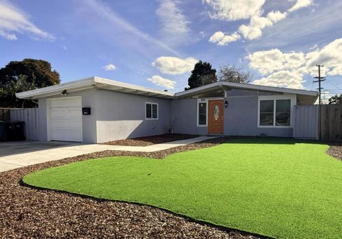 696 Lakehaven Dr, Sunnyvale, CA, 94089 | Card Image