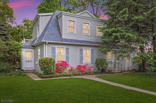 159 Park St, Montclair, NJ, 07042-3901 | Card Image