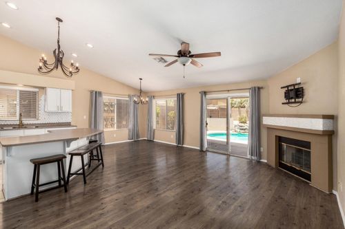 2412 E Wescott Dr, Phoenix, AZ, 85050-2541 | Card Image