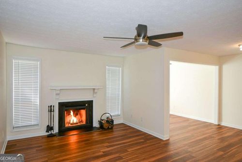 4075 Woodridge Way, Tucker, GA, 30084-2171 | Card Image