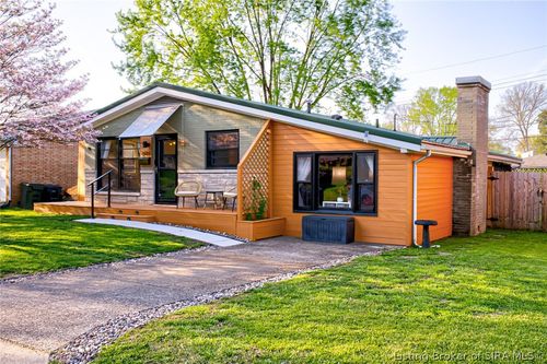 2408 Lyon Ln, New Albany, IN, 47150-2622 | Card Image