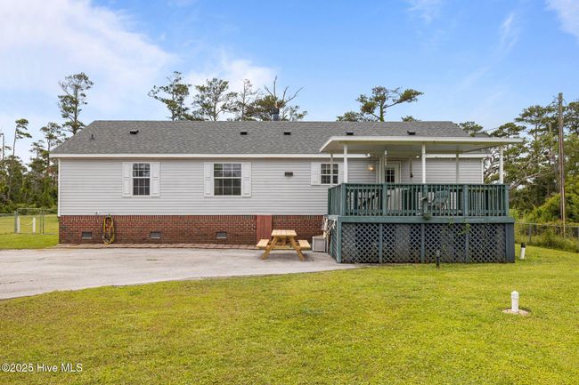 2976 Cedar Island Rd, House other with 3 bedrooms, 2 bathrooms and 1 parking in Cedar Island NC | Image 35