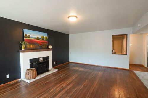 1938 Chelsea, Modesto, CA, 95350 | Card Image