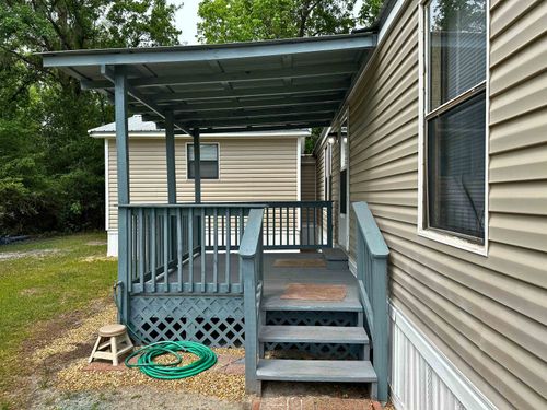 70 Sue Ln, Crawfordville, FL, 32327-1239 | Card Image