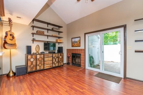 unit-26-199 Lake St, Weymouth, MA, 02189-1244 | Card Image