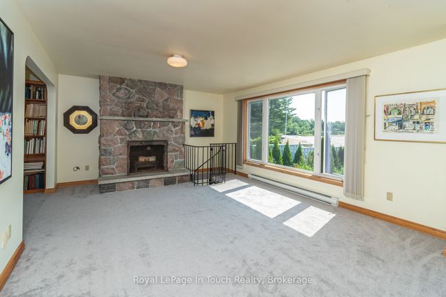 1420 Tiny Beaches Rd N, House other with 6 bedrooms, 4 bathrooms and 5 parking in Tiny ON | Image 5
