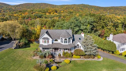 35 Pierce Dr, Stony Point, NY, 10980-3701 | Card Image