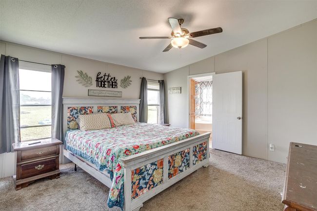 2909 Berry Patch Ln, House other with 3 bedrooms, 2 bathrooms and null parking in Joshua TX | Image 16