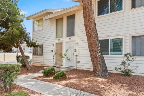 81-4770 Topaz St, Las Vegas, NV, 89121-5509 | Card Image