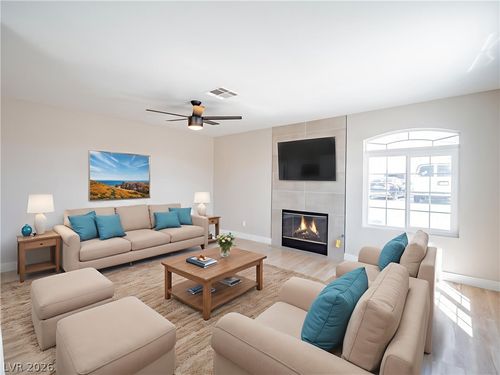 3902 Starfield Ln, Las Vegas, NV, 89147-8034 | Card Image