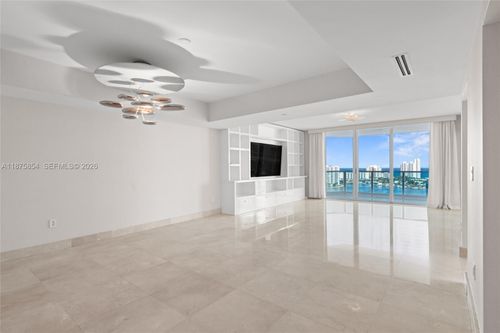 ph9-3301 Ne 183rd St, Aventura, FL, 33160-4476 | Card Image