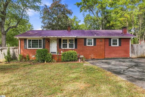 9 El Paso Dr, Greenville, SC, 29617-1507 | Card Image