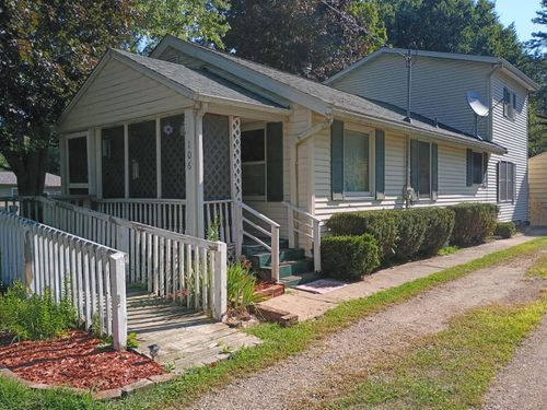106 Ebinger Ave, Climax, MI, 49034-9746 | Card Image
