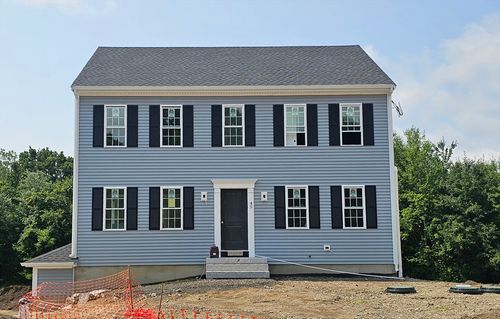 45 N Main St, Assonet, MA, 02702-1137 | Card Image