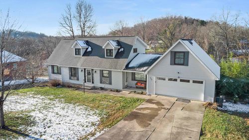 620 Pin Oak Dr, Ashland, KY, 41102-9449 | Card Image