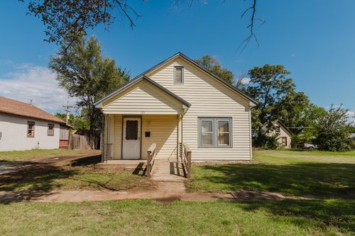 121 S Lincoln Ave, Anthony, KS, 67003-2422 | Card Image