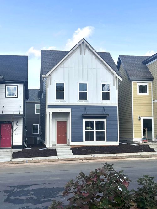 2431 Twill Pl, Chattanooga, TN, 37404-5255 | Card Image