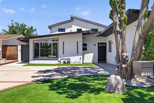 10806 Paso Robles, Granada Hills, CA, 91344 | Card Image