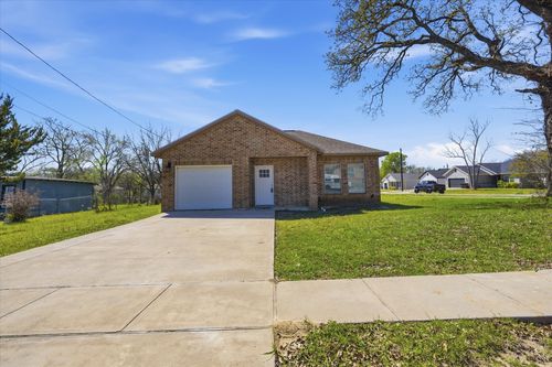 3333 Dalton St, Greenville, TX, 75401-2489 | Card Image