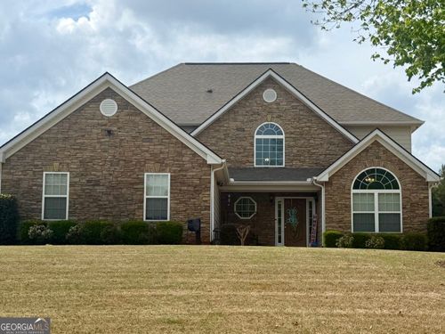 78 Maple Creek Dr, Newnan, GA, 30263-7037 | Card Image