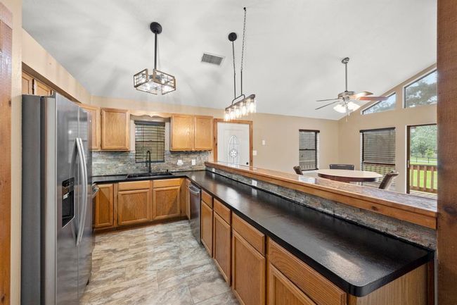 20095 Scott Gardner Rd, House other with 3 bedrooms, 2 bathrooms and 2 parking in New Caney TX | Image 17