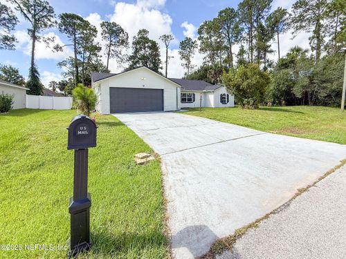 32 Barrister Ln, PALM COAST, FL, 32137-8882 | Card Image
