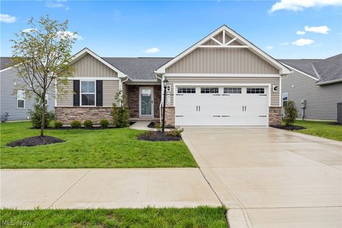 34718 Maurer Boulevard, Grafton, OH, 44044 | Card Image