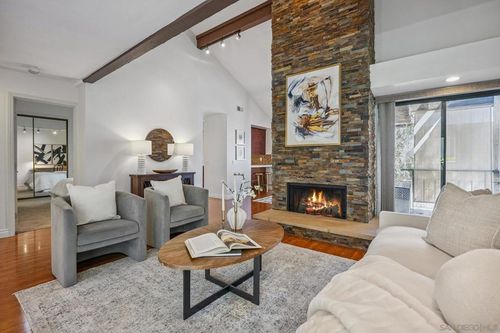 44-1935 Sunset Dr, Escondido, CA, 92025 | Card Image