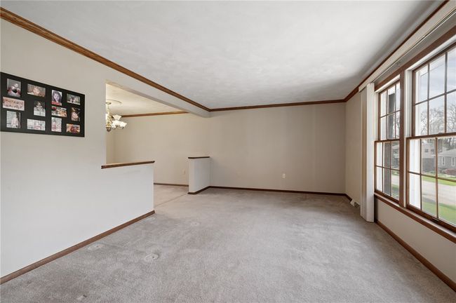 201 Cameron Dr, House other with 3 bedrooms, 3 bathrooms and 2 parking in Irwin PA | Image 5