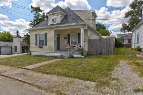 211 E 19th St, Paris, KY, 40361-1152 | Card Image