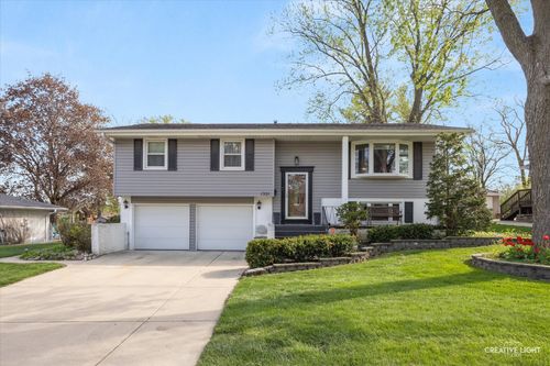 1321 Hampton Ln, Schaumburg, IL, 60193-2528 | Card Image