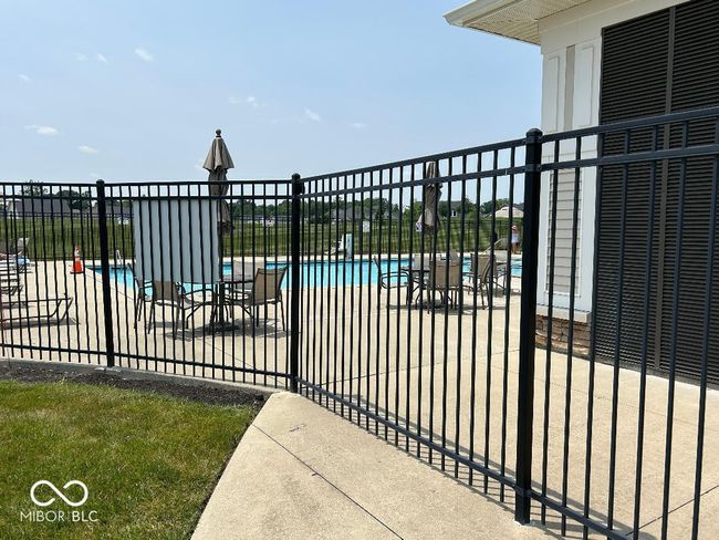 Swimming Pool | Image 38