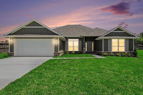 10 Greystone Court, Angleton, TX, 77515 | Card Image