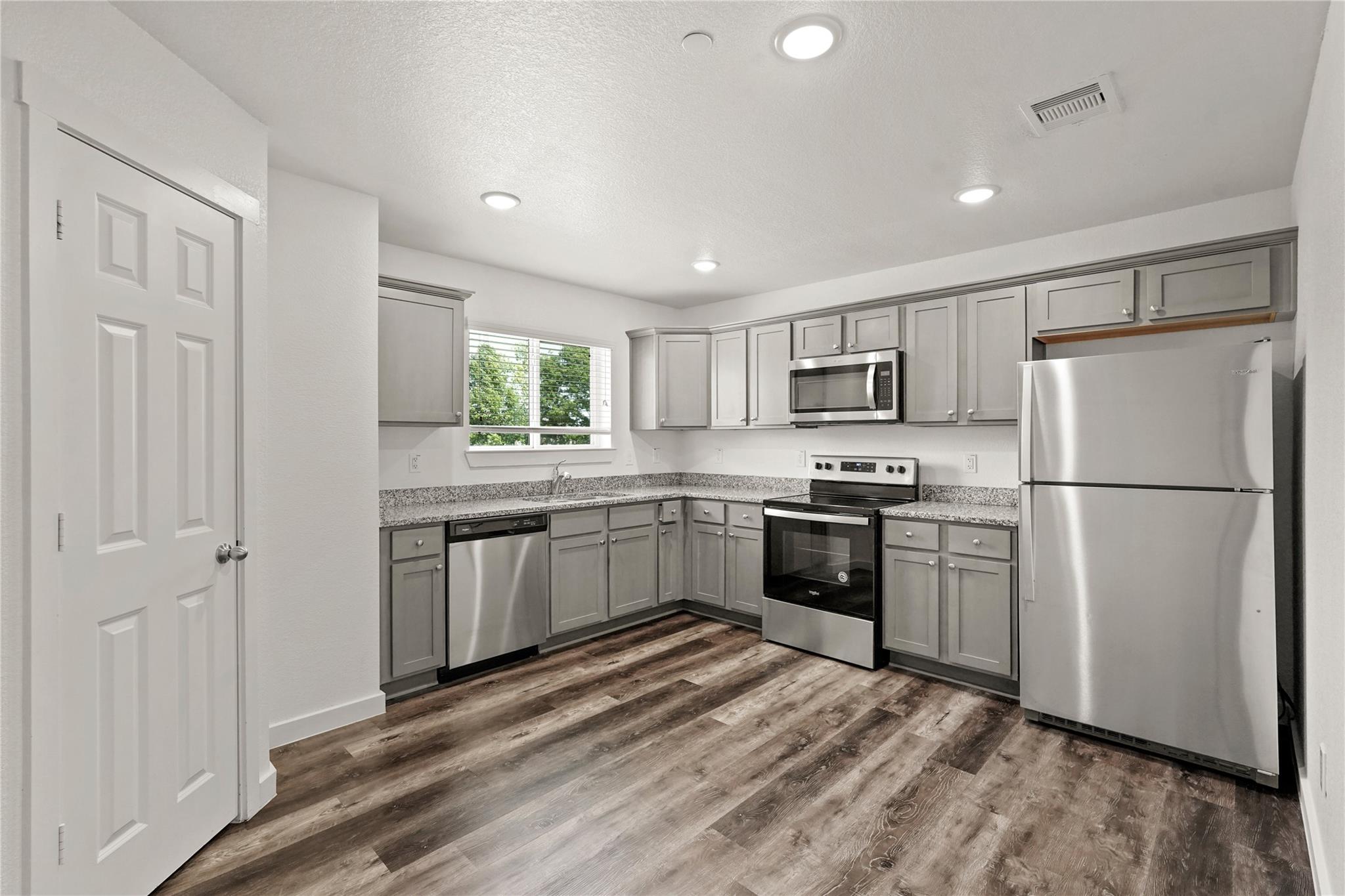 Residential Income in Cypress