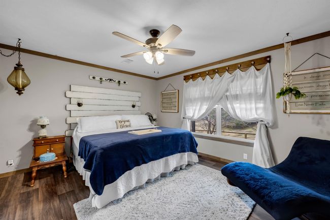 345 County Road 136 C, House other with 4 bedrooms, 2 bathrooms and null parking in Kingsland TX | Image 5