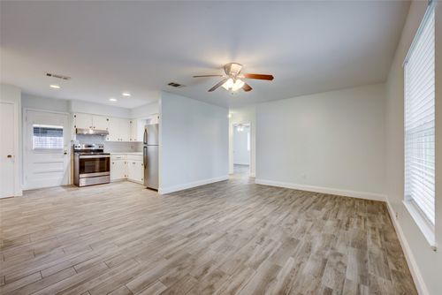 a-2701 St Edwards Crescent, Austin, TX, 78704 | Card Image