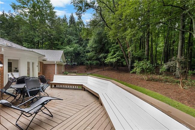 630 Buttercup Trce, House other with 7 bedrooms, 5 bathrooms and null parking in Alpharetta GA | Image 19