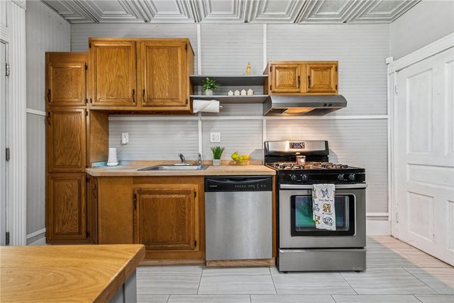 4810 Columbo St, House other with 3 bedrooms, 1 bathrooms and 1 parking in Pittsburgh PA | Image 11