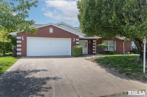 1504 Apache Dr, Marion, IL, 62959-5253 | Card Image