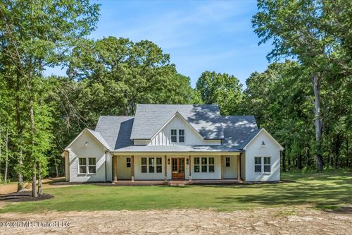 b-175 Fulmer Rd, Como, MS, 38619-9401 | Card Image