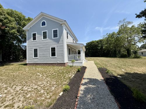 209 Bank St, Harwich Port, MA, 02646-1320 | Card Image