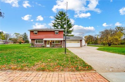 7872 Anne Drive, House other with 3 bedrooms, 2 bathrooms and null parking in Franklin OH | Image 2