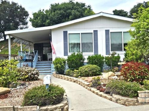 spc-227-8975 Lawrence Welk Dr, Escondido, CA, 92026-6429 | Card Image