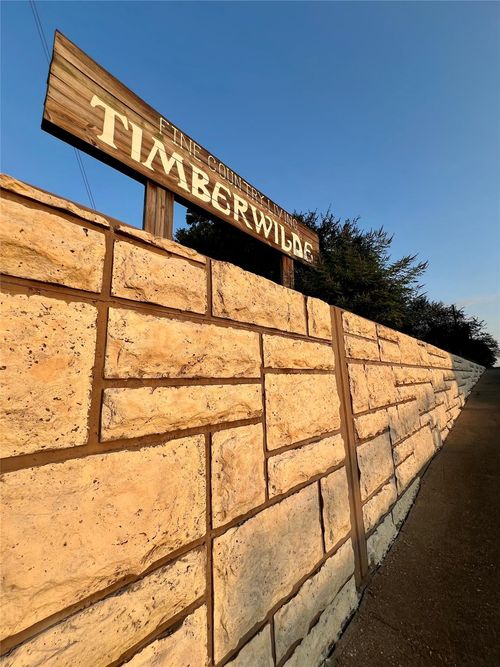 1 Autumn Way, Huntsville, TX, 77320-1938 | Card Image