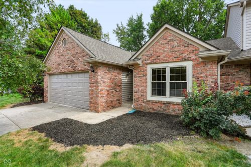 1039 Buffalo Run Way, Indianapolis, IN, 46227-2891 | Card Image