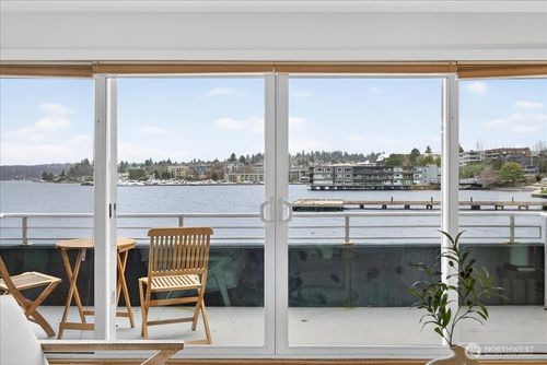 104-733 Lake St S, Kirkland, WA, 98033-6436 | Card Image